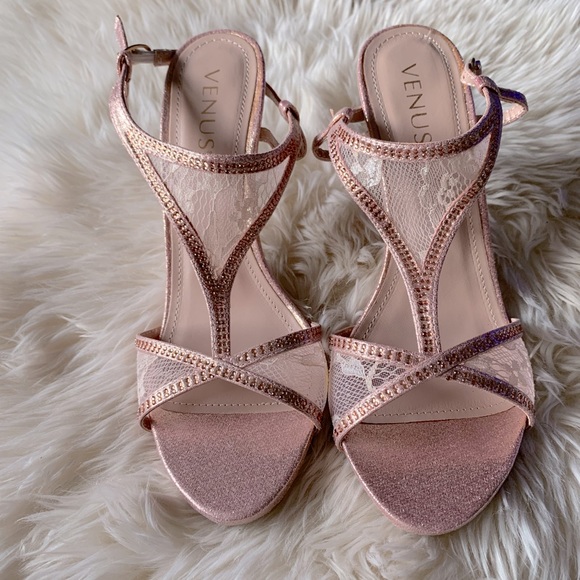 Pink lace heels size: 8.5 - Picture 3 of 7